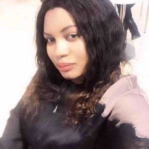 Meet your Posher, Iyabode